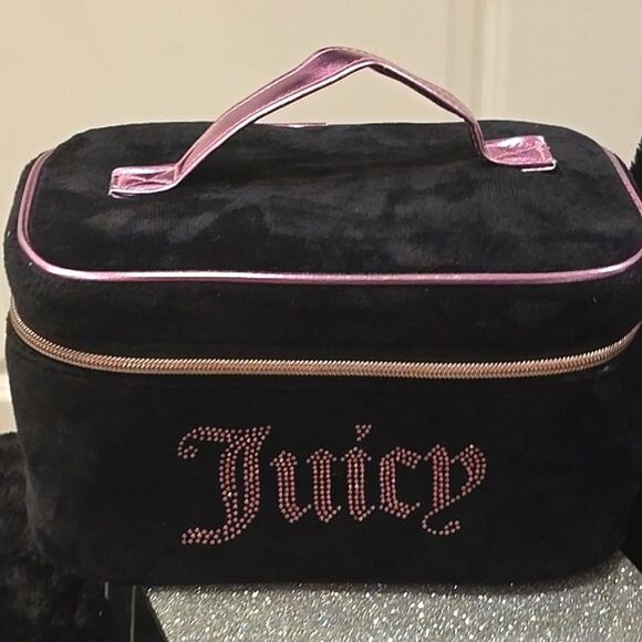 Juicy Couture Pink Rhinestone Logo Veliur Cosmetic Case - Picture 5 of 9